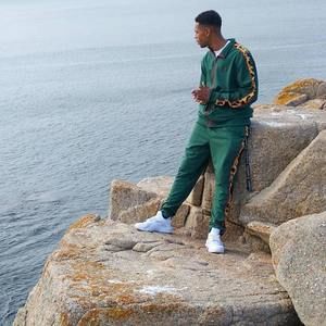 Meet your Posher, Isaiah